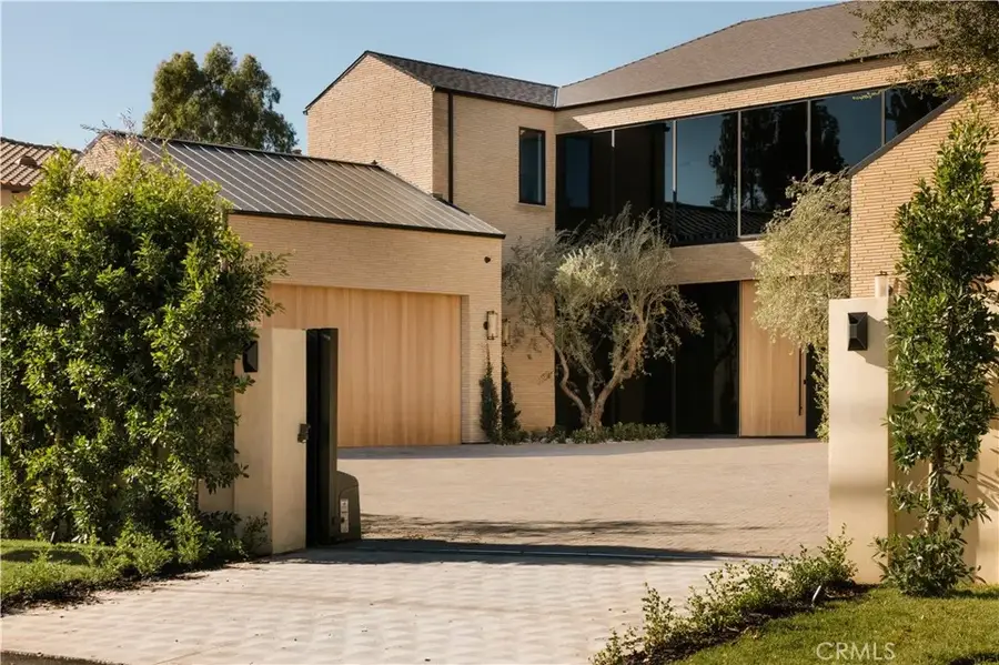 4543 Densmore Avenue, Encino, CA 91436 - #2