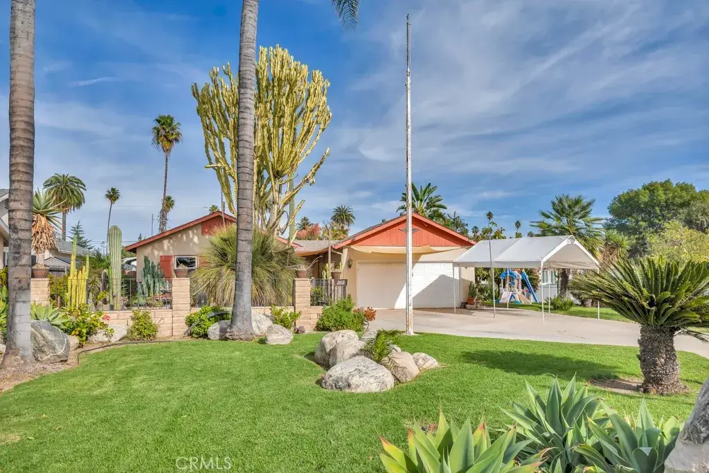 20539 Enadia Way, Winnetka, CA 91306 - Image #1