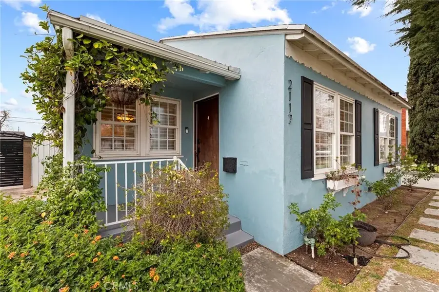 2117 N Screenland, Burbank, CA 91505 - Image #3