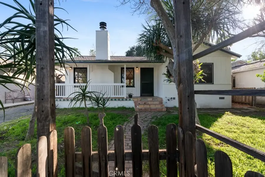 22050 Ybarra, Woodland Hills, CA 91364 - #2