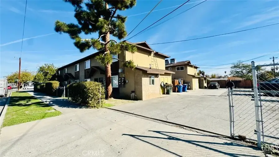 1401 Pacific, Bakersfield, CA 93305 - #2