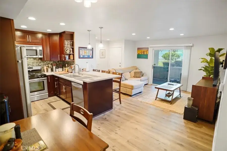 24439 Leonard Tree #102, Newhall, CA 91321 - Image #2