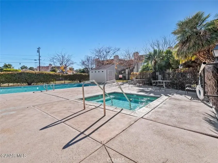 425 W Avenue J5, Lancaster, CA 93534 - Image #3
