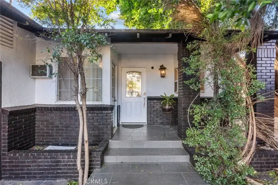 13761 Dronfield Avenue, Sylmar, CA 91342 - Image #2