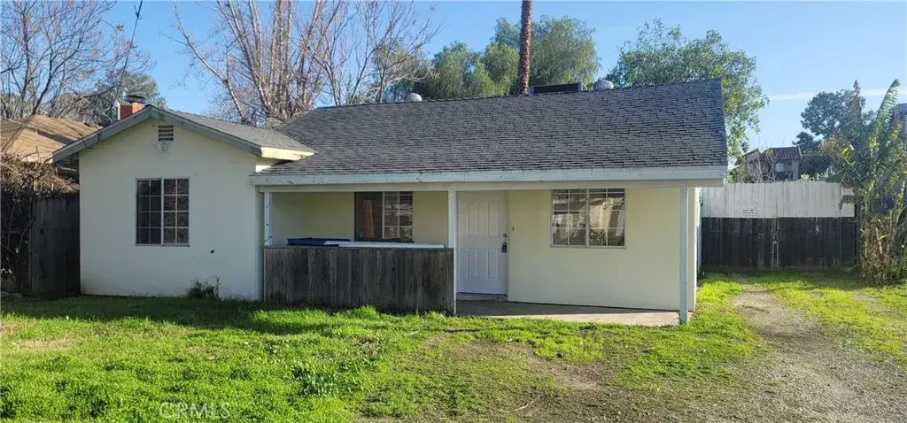 19538 Leadwell, Reseda, CA 91335 - Image #1
