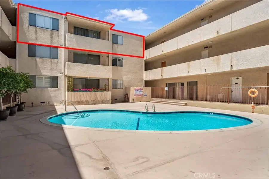 5429 Newcastle Avenue #309, Encino, CA 91316 - Image #2
