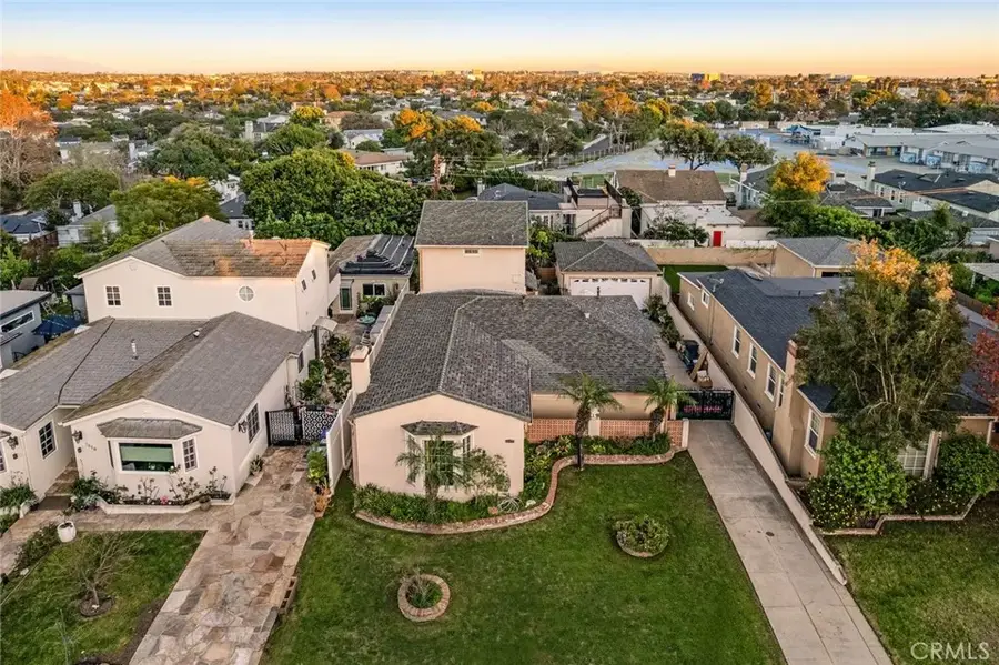 7820 Airlane Avenue, Los Angeles, CA 90045 - Image #3