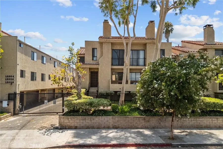 18958 Sherman Way #17, Reseda, CA 91335 - #2