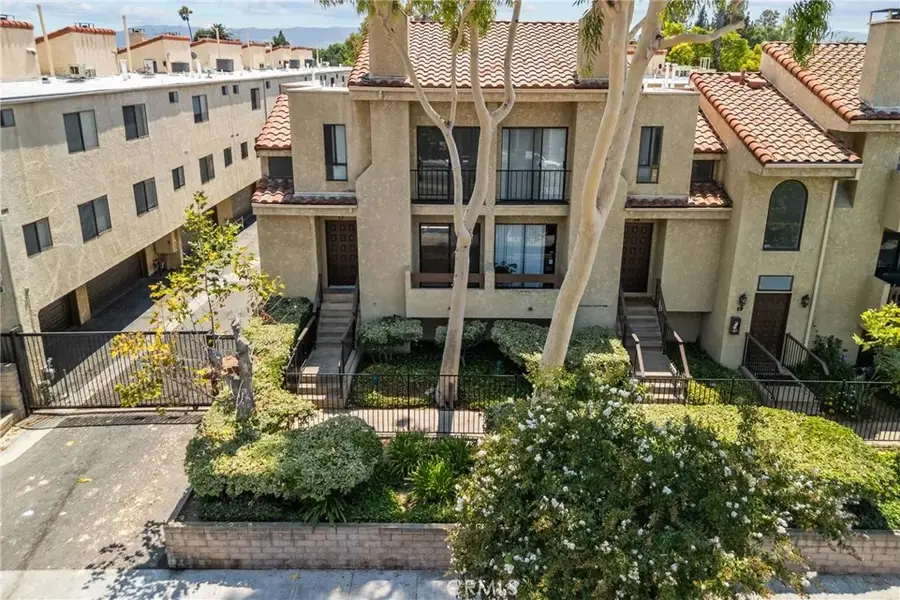 18958 Sherman Way #17, Reseda, CA 91335 - #3