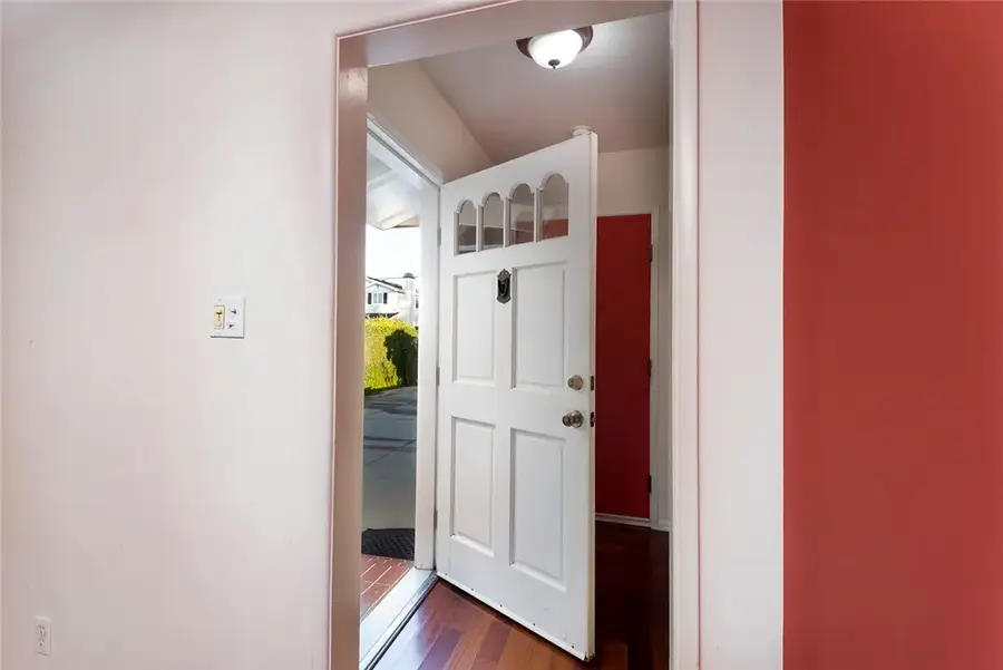 13532 Addison, Sherman Oaks, CA 91423 - Image #3