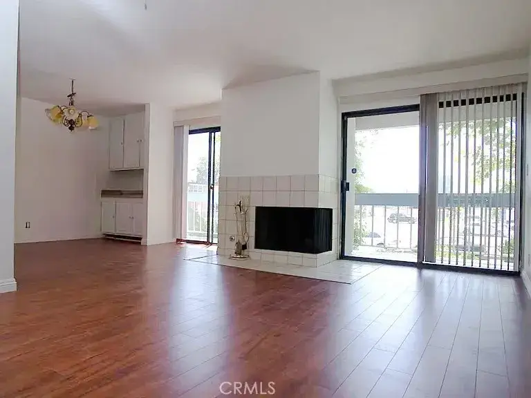 15325 Magnolia #102, Sherman Oaks, CA 91403 - Image #3