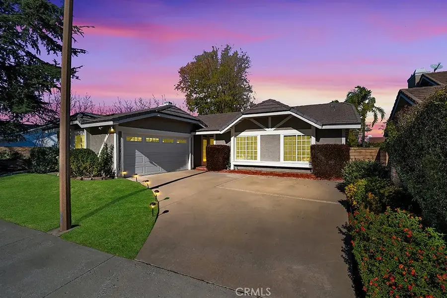 23549 Via Plata, Valencia, CA 91355 - Image #2