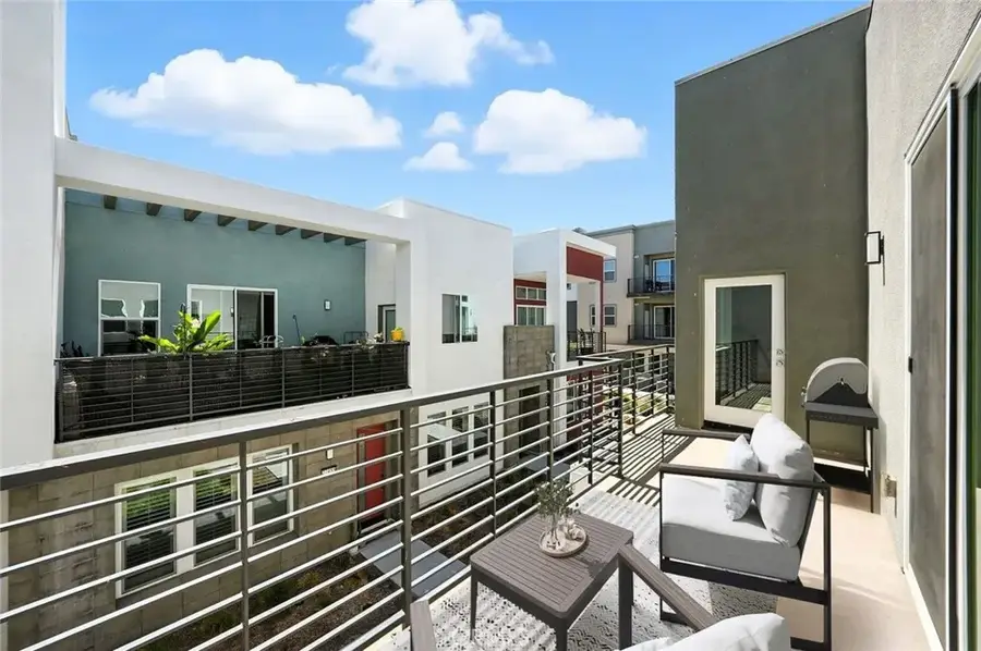 27456 Stipa Place, Valencia, CA 91381 - #2