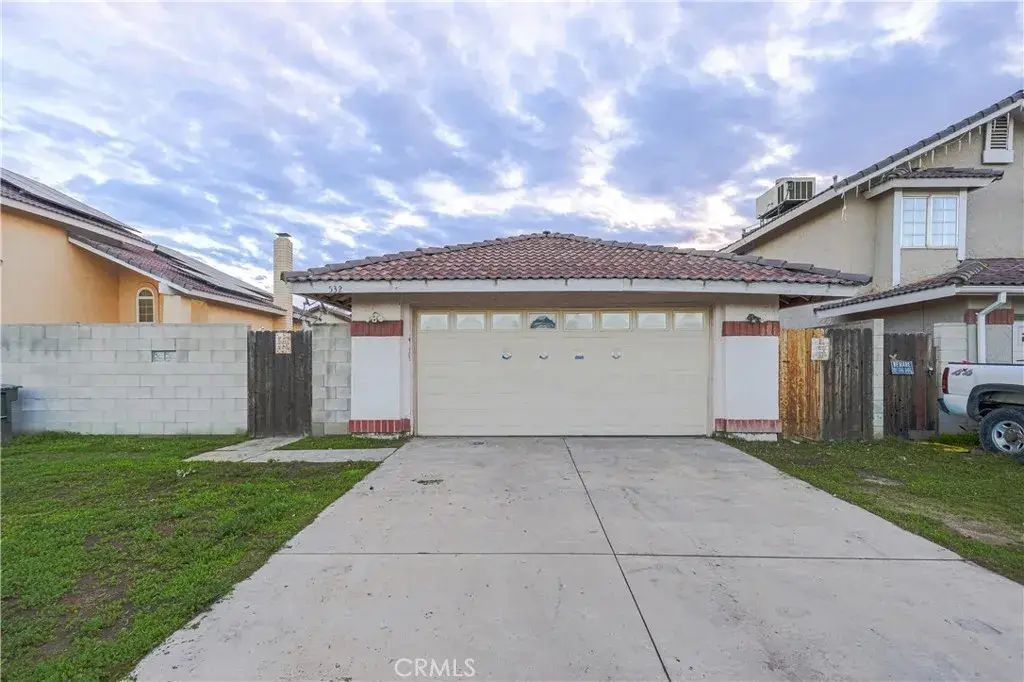 5320 Jonah, Bakersfield, CA 93307 - #1