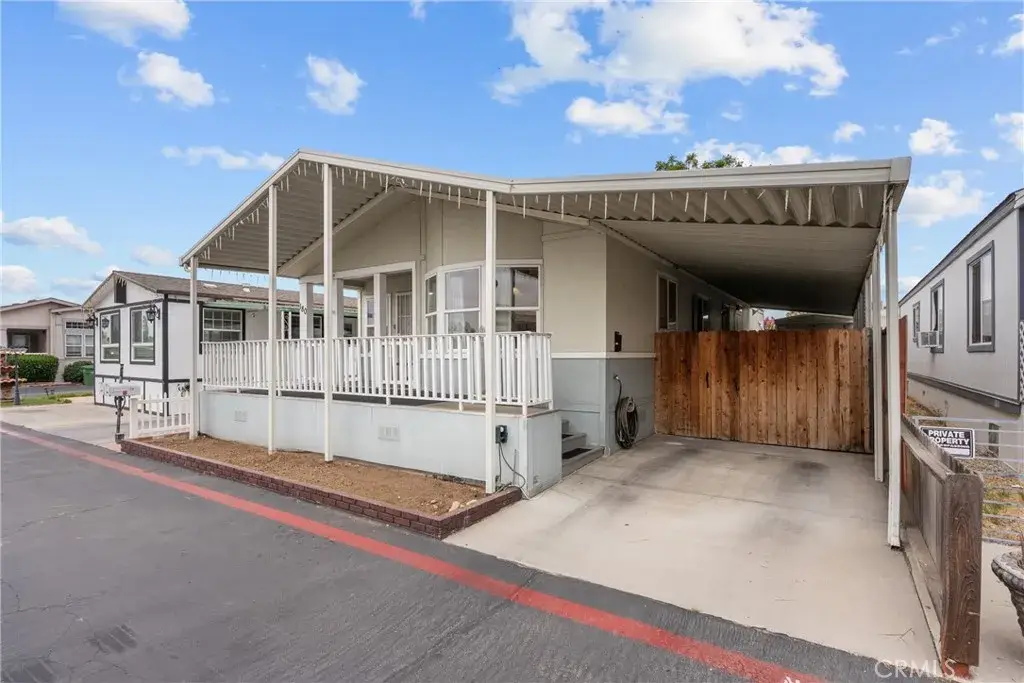 21500 Lassen, Chatsworth, CA 91311 - Image #1