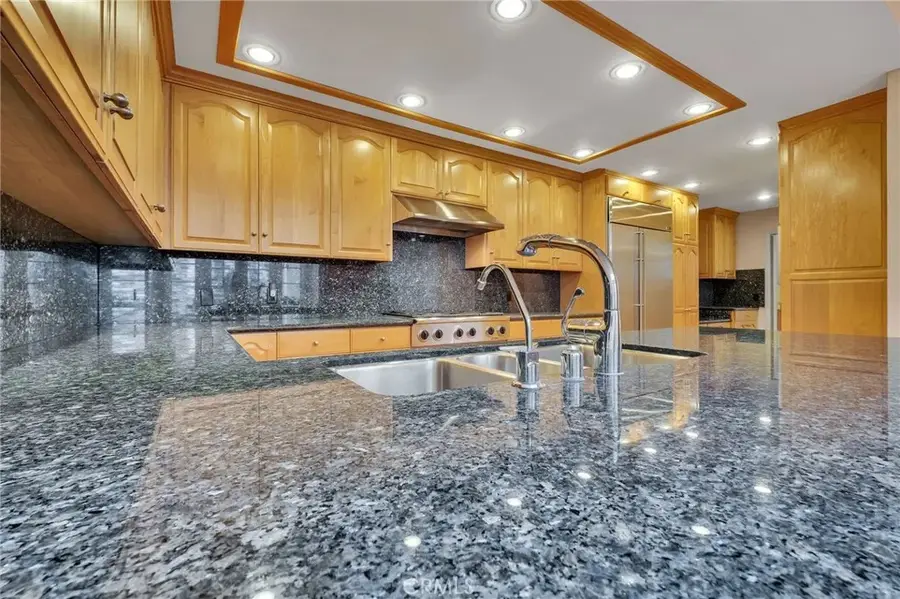 12305 Ridge, Los Angeles, CA 90049 - #3