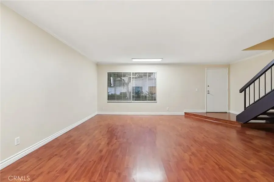 6511 Wystone Avenue #4, Reseda, CA 91335 - Image #2