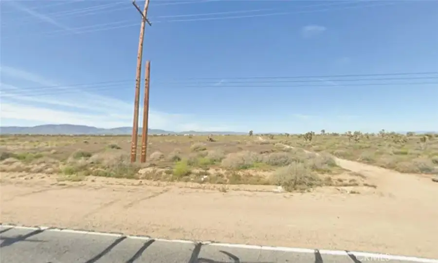 2000 Avenue L-4, Lancaster, CA 93536 - #3