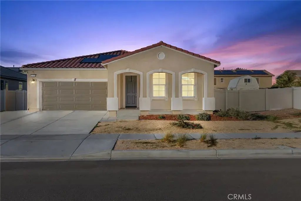 6135 W Avenue J9, Lancaster, CA 93536 - #1