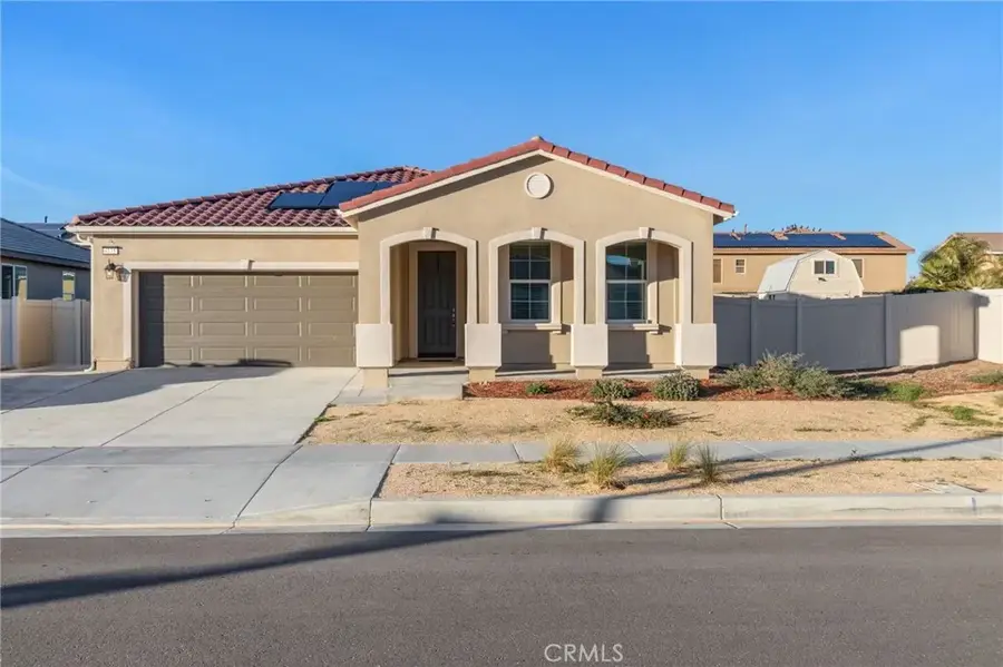 6135 W Avenue J9, Lancaster, CA 93536 - #2