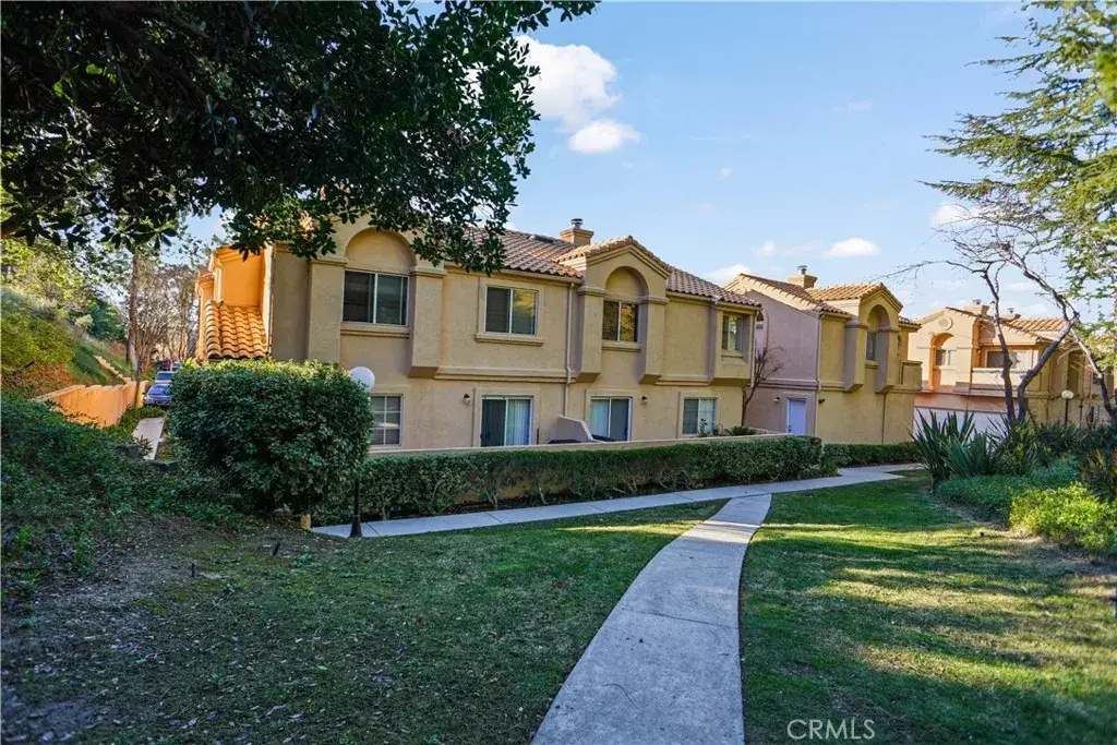 18740 Vista Del Canon #C, Newhall, CA 91321 - Image #1