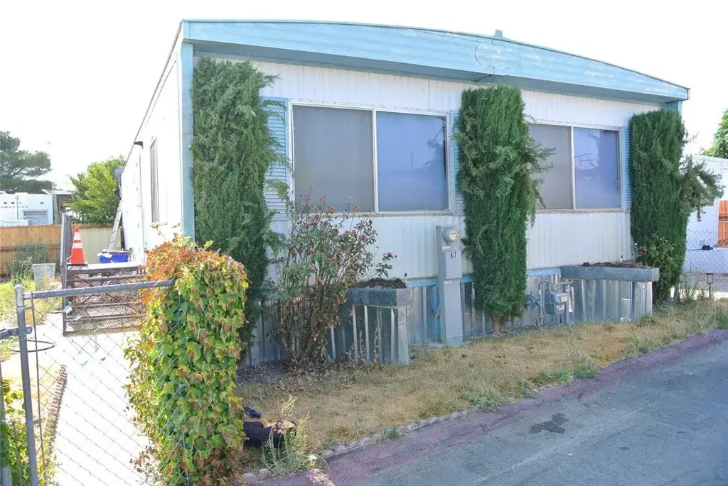2059 E Avenue I, Lancaster, CA 93535 - Image #1