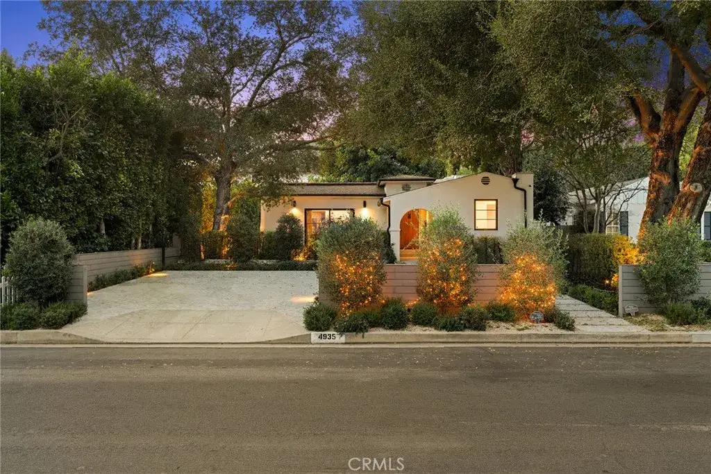 4935 Agnes Avenue, Valley Village, CA 91607 - #1