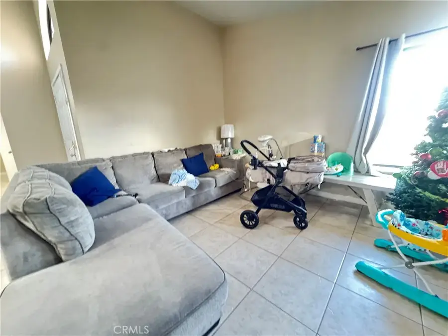 45015 Denmore Avenue, Lancaster, CA 93535 - Image #3