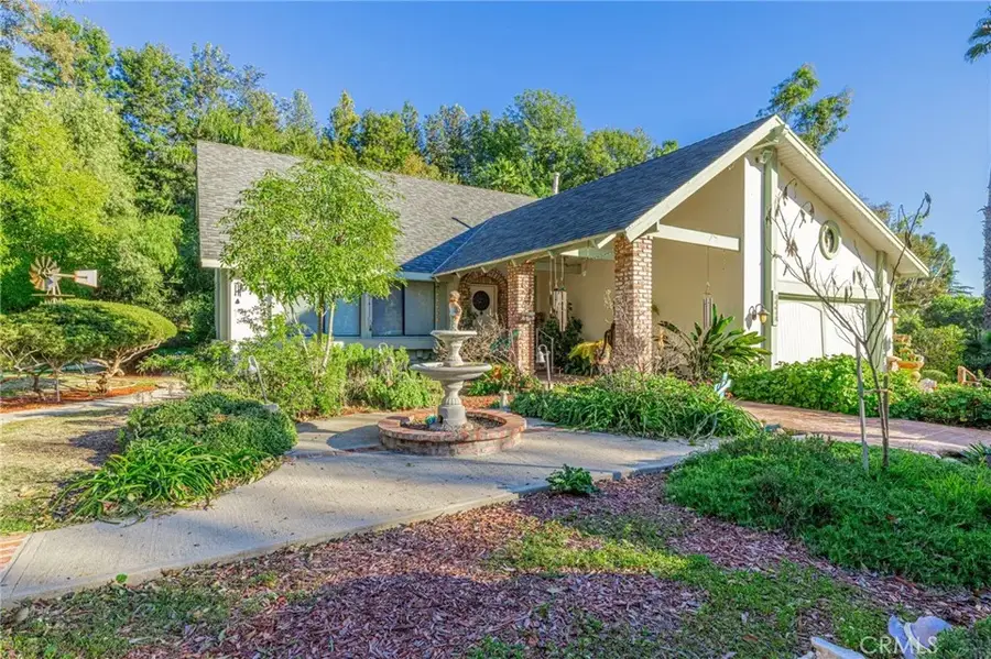 30642 Gilmour, Castaic, CA 91384 - Image #2