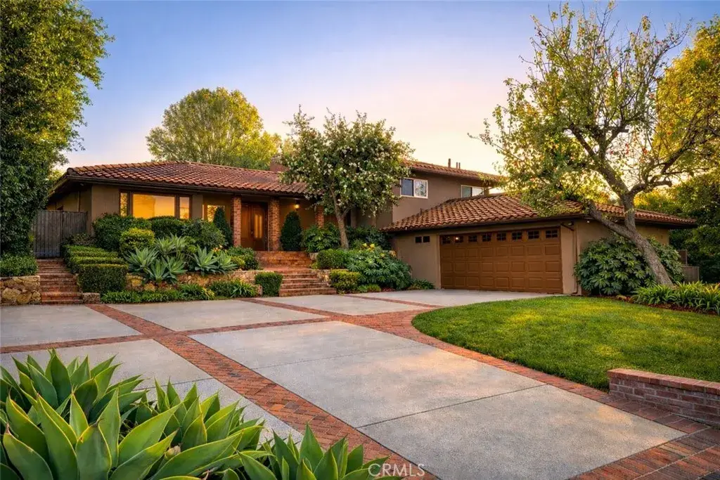 22548 Waterbury Street, Woodland Hills, CA 91364 - Image #1