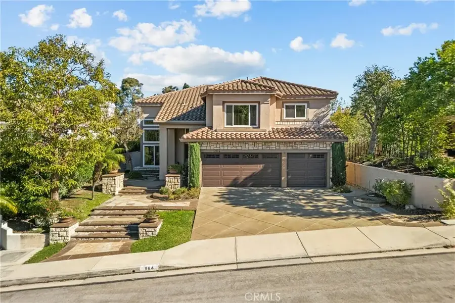 964 S Ladan Lane, Anaheim Hills, CA 92808 - Image #2
