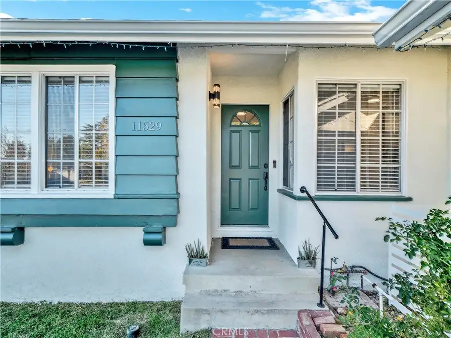 11529 De Celis, Granada Hills, CA 91344 - #3