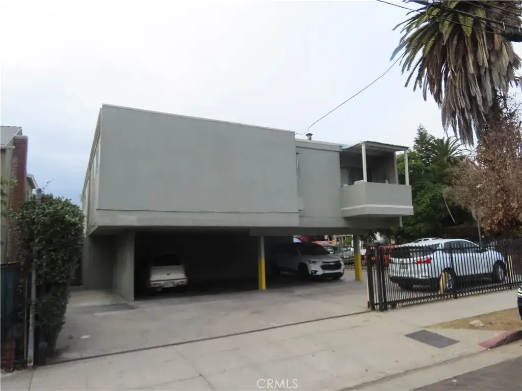 2204 W 26th, Los Angeles, CA 90018 - #1