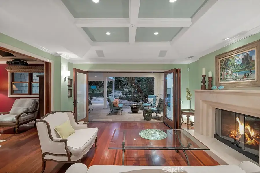 22122 Avenue Morelos, Woodland Hills, CA 91364 - Image #2