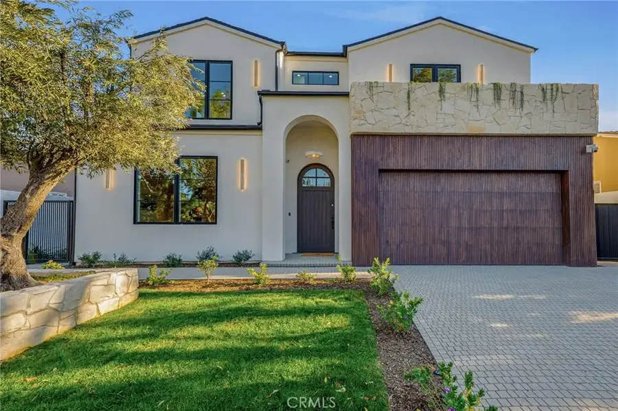 16782 Otsego, Encino, CA 91436 - Image #2