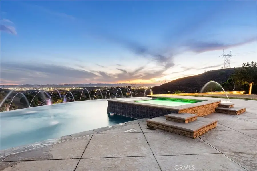 10727 W Stallion Ranch Road, Shadow Hills, CA 91040 - Image #2