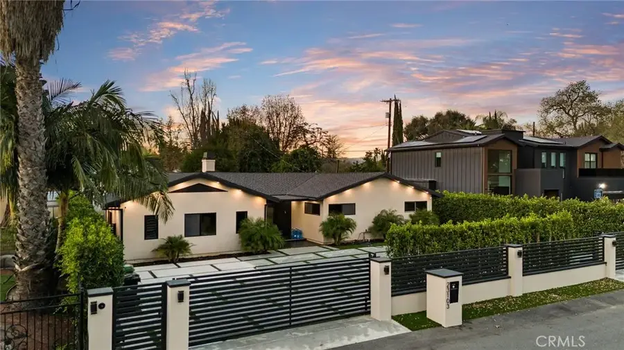 23103 Leonora, Woodland Hills, CA 91367 - Image #2