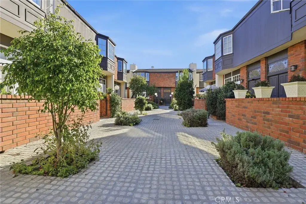 5420 Lindley #7, Encino, CA 91316 - Image #1