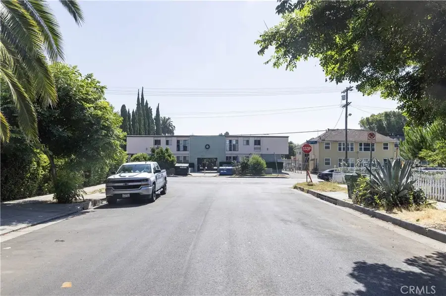 14109 Erwin Street, Van Nuys, CA 91401 - Image #3