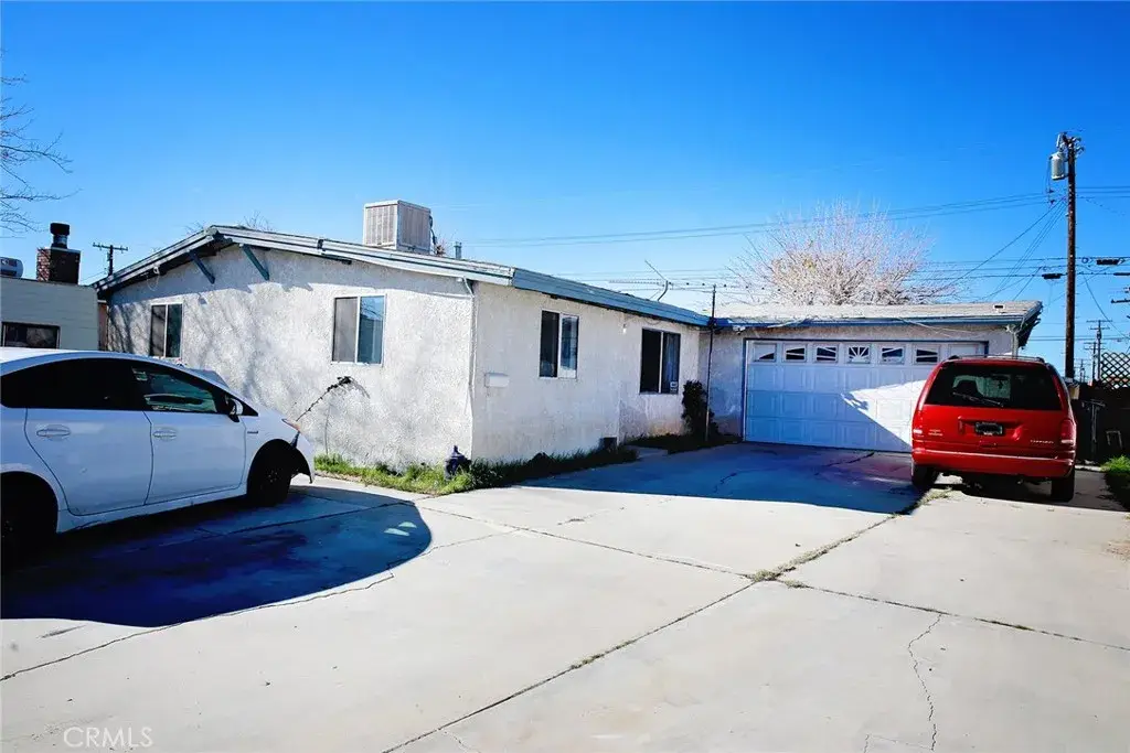 44129 Carolside, Lancaster, CA 93535 - #1