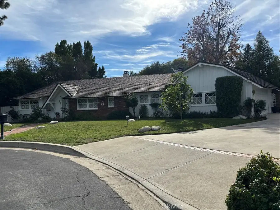 9827 Sylvia Avenue, Northridge, CA 91324 - Image #2