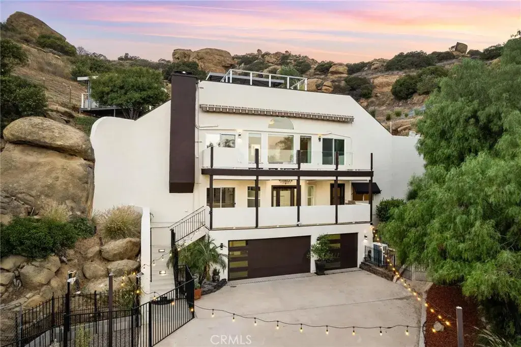 22870 Trigger Street, Chatsworth, CA 91311 - #1