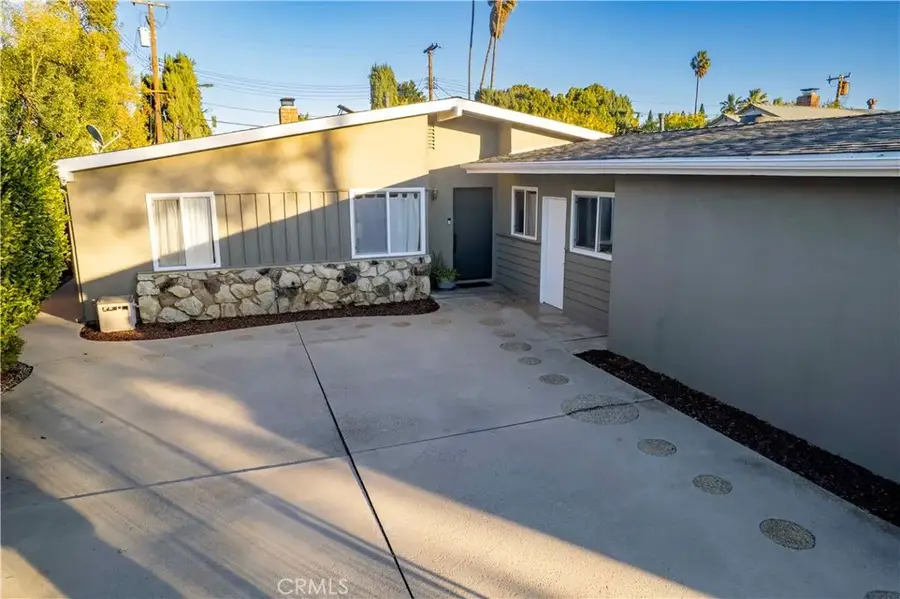 6914 Andasol, Lake Balboa, CA 91406 - #3