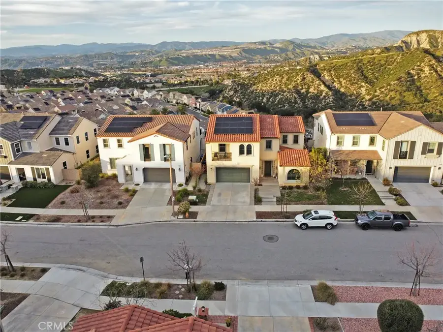 18696 Cedar Crest Drive, Canyon Country, CA 91387 - Image #2