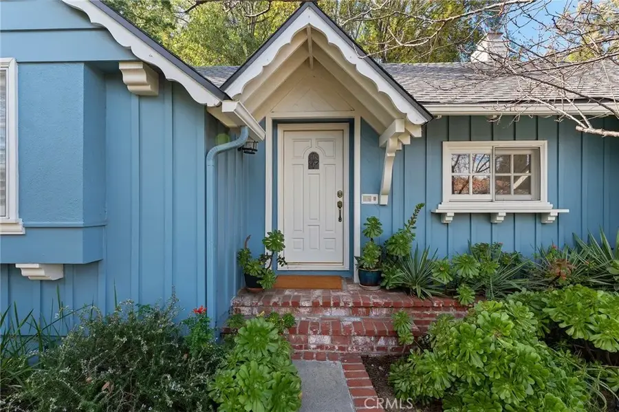 5201 San Feliciano, Woodland Hills, CA 91364 - Image #3