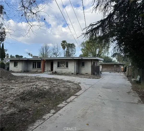 17545 Community Street, Northridge, CA 91325