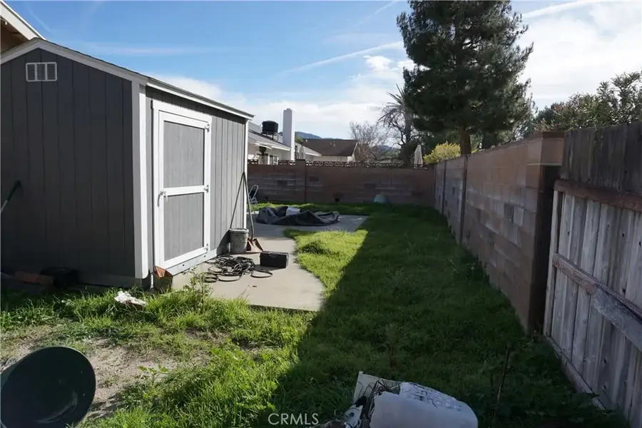 27527 Glasser Avenue, Canyon Country, CA 91351 - #2
