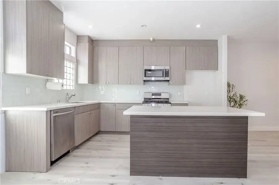 18347 Saticoy #28, Reseda, CA 91335 - #2