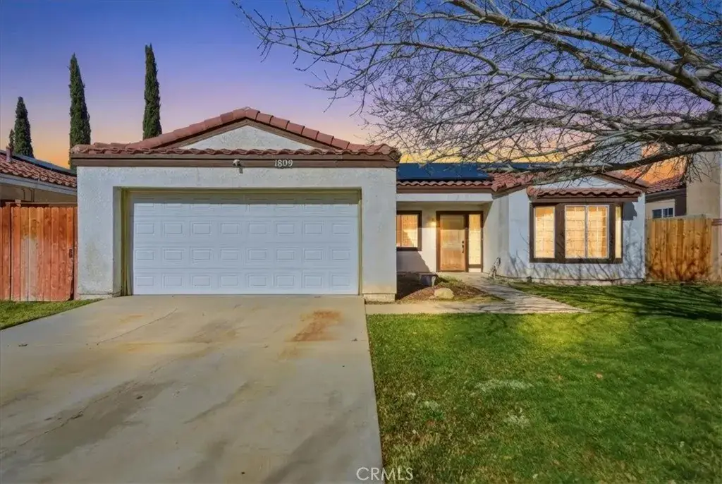 1809 E Avenue R6, Palmdale, CA 93550 - #1