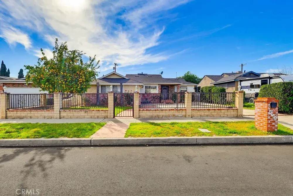 9341 Greenbush, Arleta, CA 91331 - Image #1